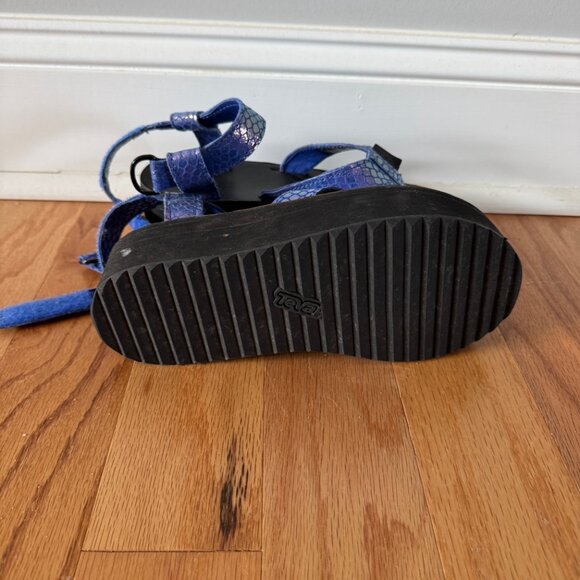 Teva Platform Sandel Size 6 - Picture 2 of 3